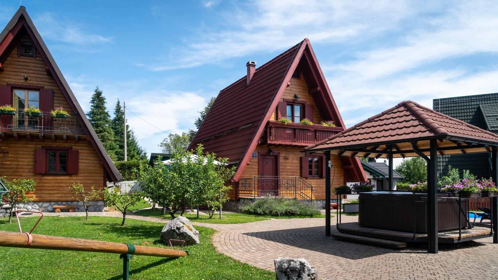 Chalets Runolist Crni Lug Exterior foto